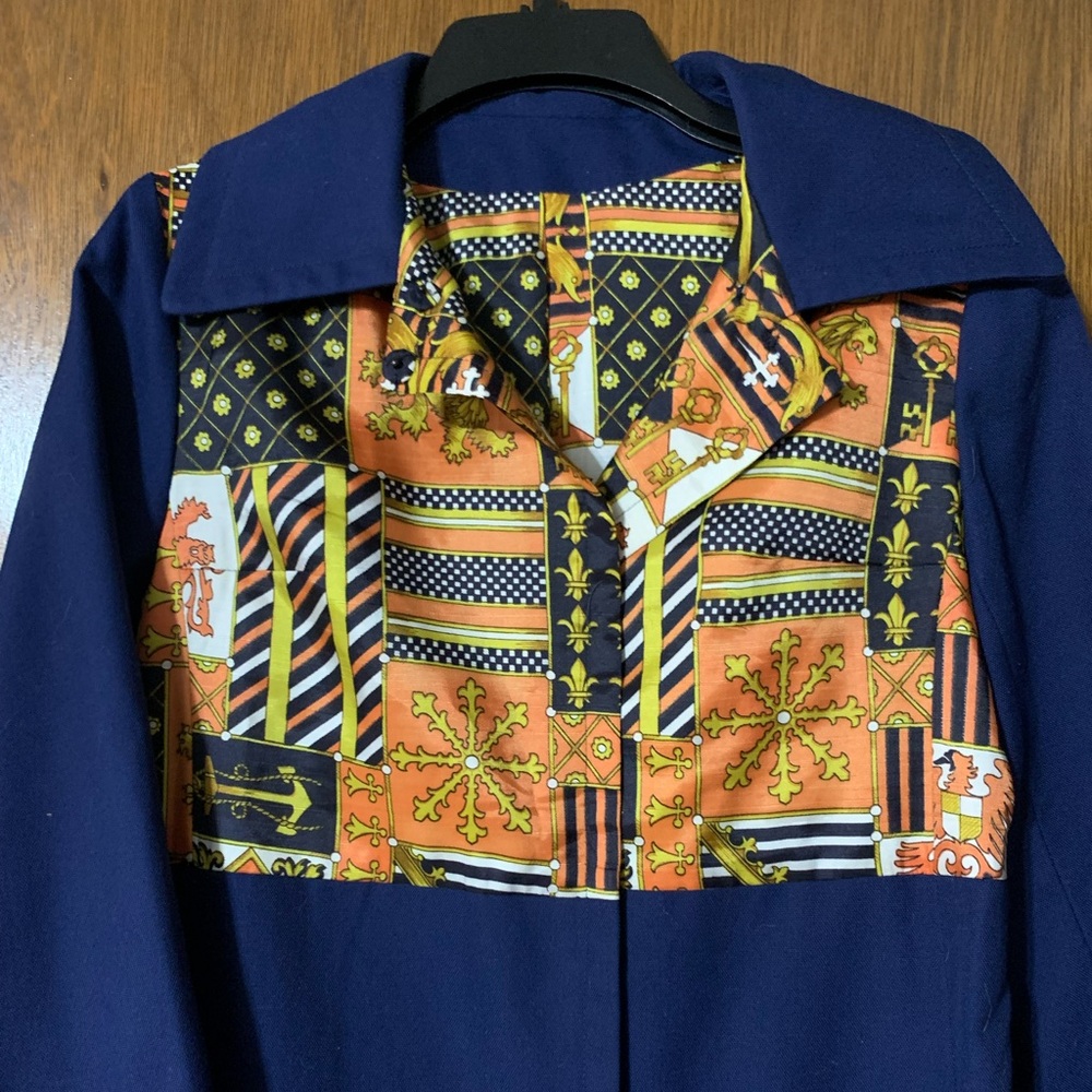 Vtg Main Street by Tom Mellon Small Coat Dk Blue Heraldry Pattern Inserts Hat